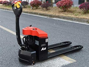 安防安檢與智慧管理是基礎(chǔ)